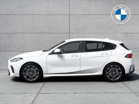 2026 BMW 1-Series - photo 2