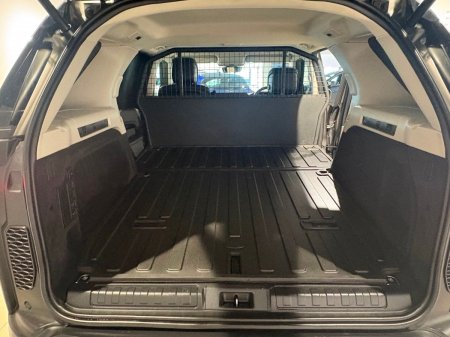 2023 Land Rover Discovery - photo 23