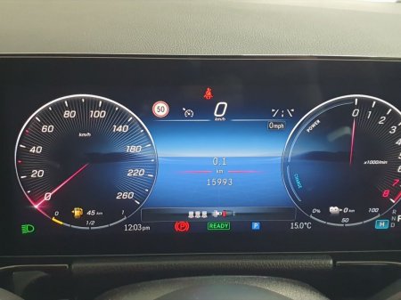 2025 Mercedes-Benz GLA - photo 12