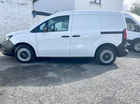 2023 Renault Kangoo - photo 26