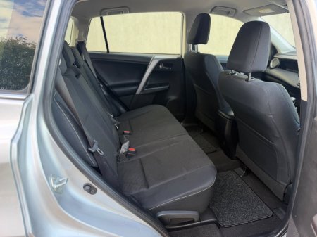 2016 Toyota RAV4 - photo 8