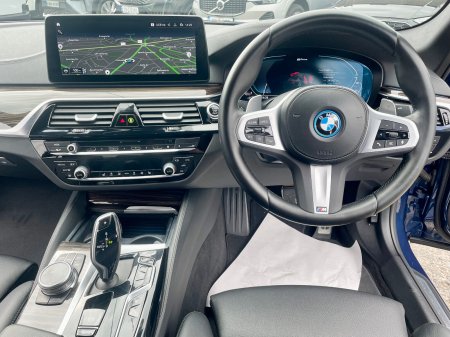 2023 BMW 5-Series - photo 7