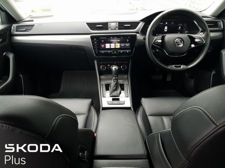 2024 Skoda Superb - photo 2