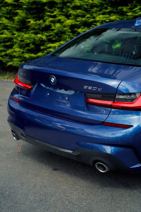 2022 BMW 3-Series - photo 22