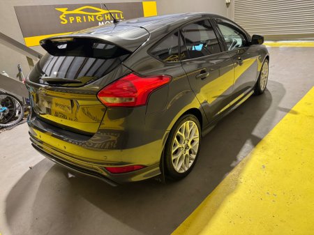 2017 Ford Focus - photo 4