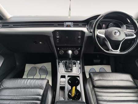 2020 Volkswagen Passat - photo 11