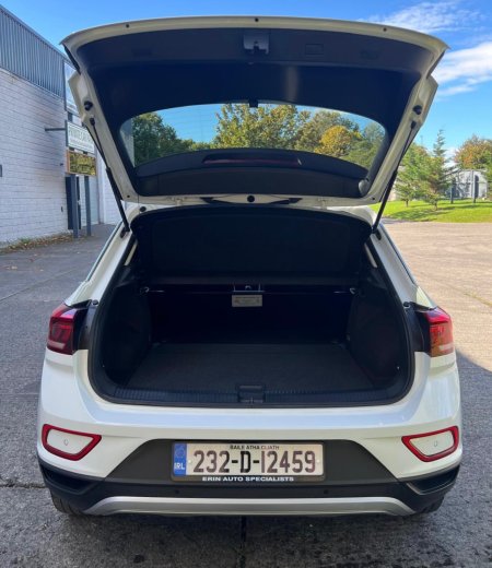 2023 Volkswagen T-Roc - photo 8