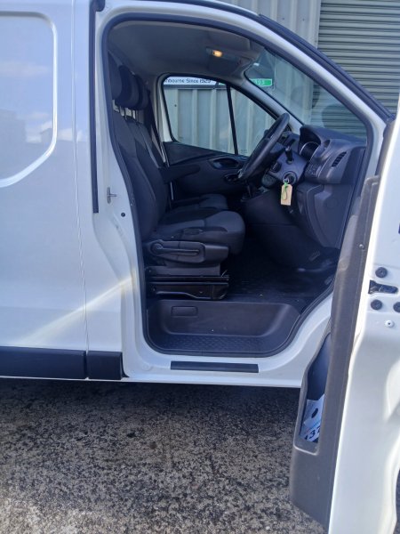 2020 Renault Trafic - photo 11