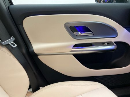 2026 Mercedes-Benz GLB - photo 14