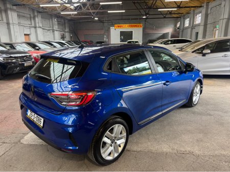 2025 Renault Clio - photo 12