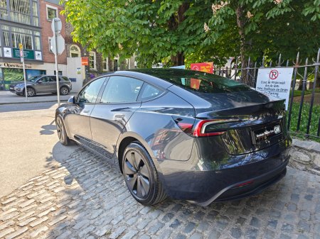 2026 Tesla Model 3 - photo 2