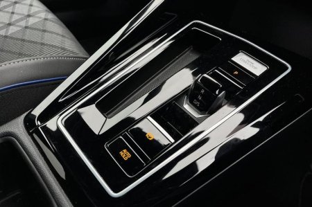 2026 Volkswagen Golf - photo 26