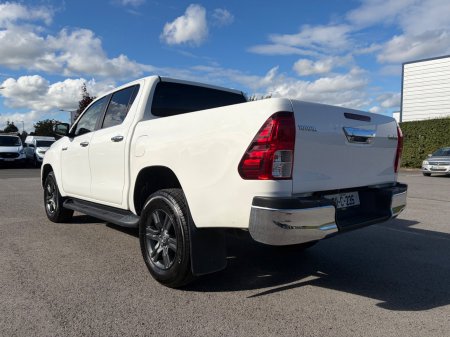 2021 Toyota Hilux - photo 3