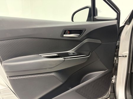 2022 Toyota C-HR - photo 16