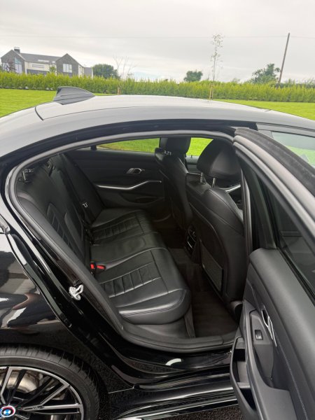 2022 BMW 3-Series - photo 13