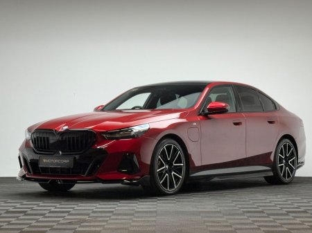 2024 BMW 5-Series - photo 3