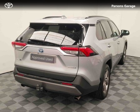 2019 Toyota RAV4 - photo 2