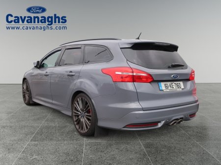 2016 Ford Focus - photo 2