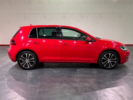 2019 Volkswagen Golf - photo 2