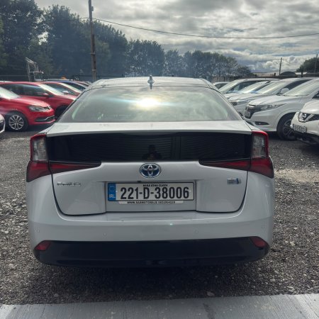 2022 Toyota Prius - photo 6
