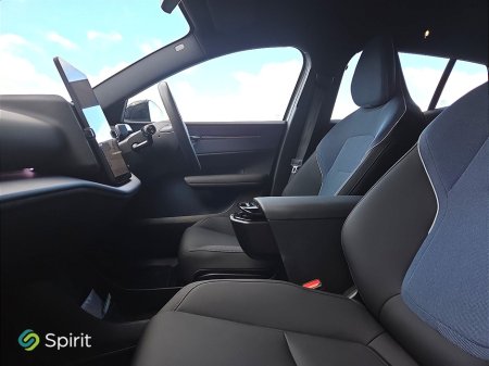 2025 Volvo EX30 - photo 3