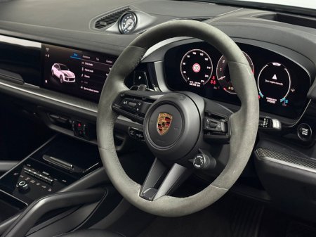 2024 Porsche Cayenne - photo 9