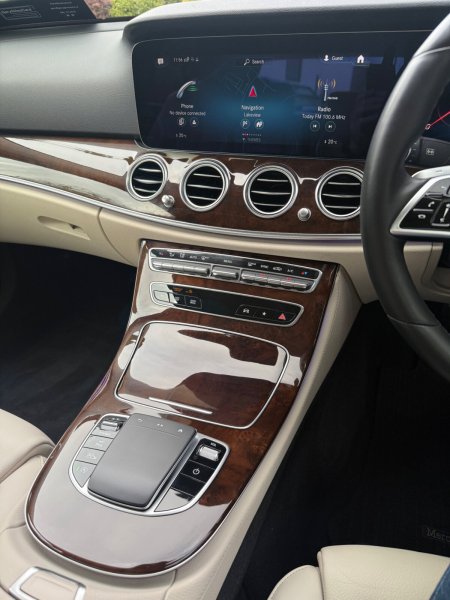 2022 Mercedes-Benz E-Class - photo 12