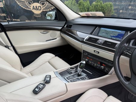2010 BMW 5-Series - photo 24