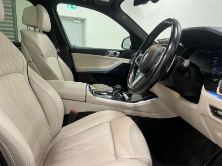 2021 BMW X5 - photo 7