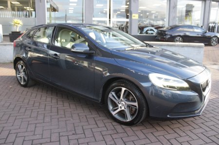2018 Volvo V40 - photo 2