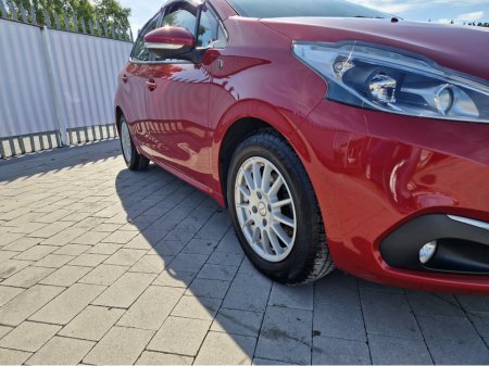 2014 Peugeot 208 - photo 5