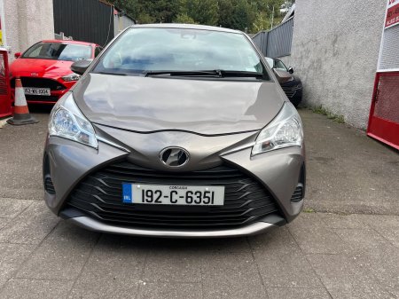 2019 Toyota Vitz - photo 27