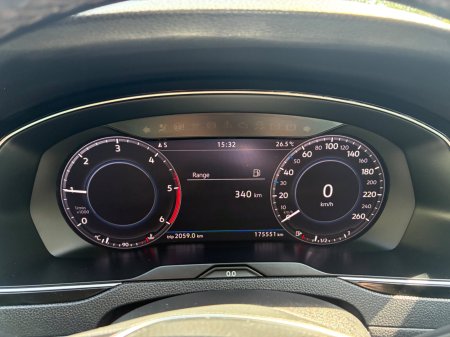 2020 Volkswagen Passat - photo 9