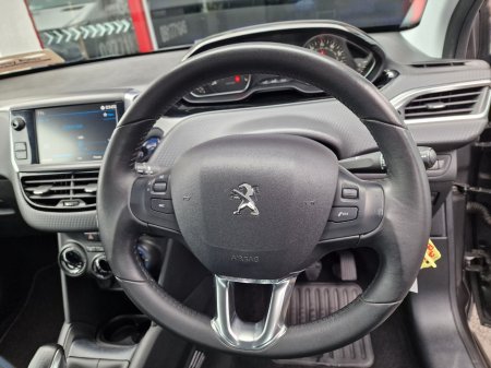 2019 Peugeot 208 - photo 16
