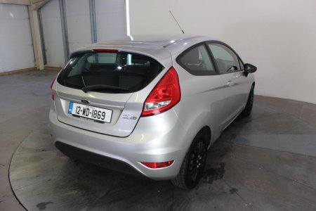 2012 Ford Fiesta - photo 13