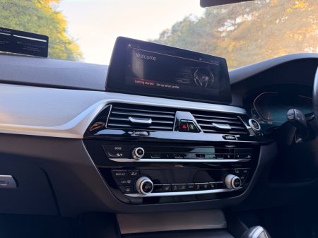 2020 BMW 5-Series - photo 12