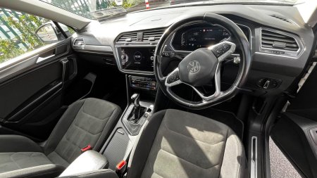 2023 Volkswagen Tiguan - photo 5