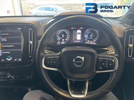 2021 Volvo XC40 - photo 11