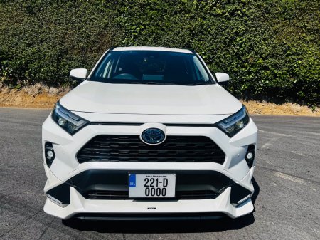 2022 Toyota RAV4 - photo 4
