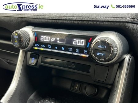2021 Toyota RAV4 - photo 31