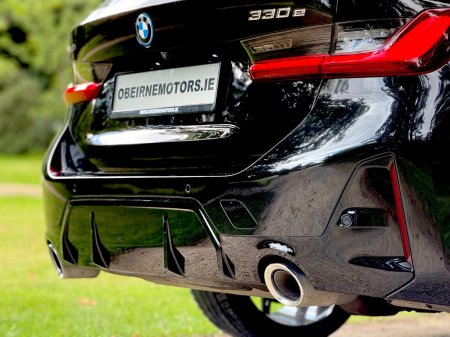 2023 BMW 3-Series - photo 23