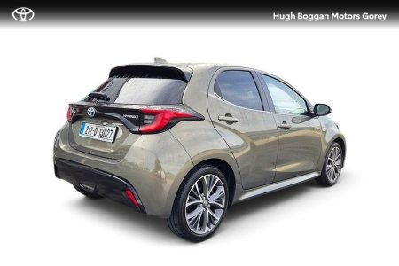 2021 Toyota Yaris - photo 2