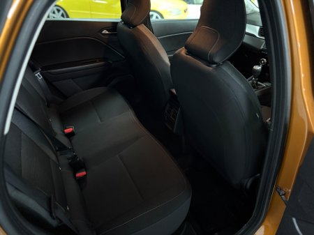 2021 Renault Captur - photo 16
