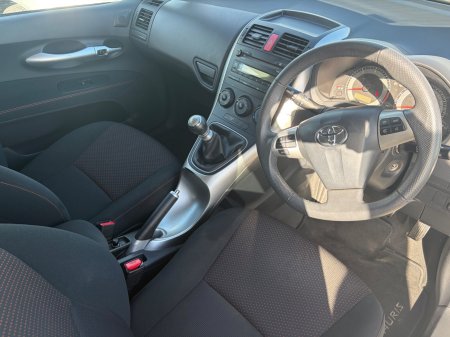 2012 Toyota Auris - photo 9
