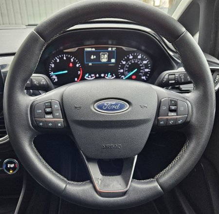 2019 Ford Fiesta - photo 17