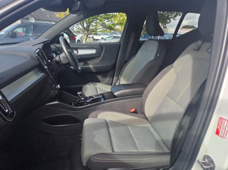 2023 Volvo XC40 - photo 12