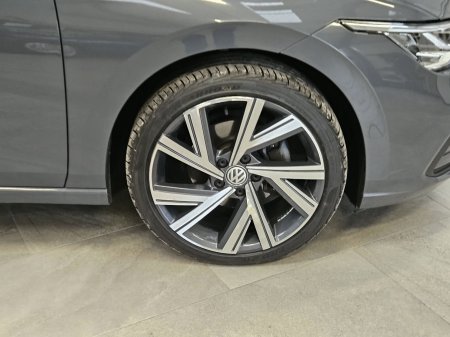 2020 Volkswagen Golf - photo 7