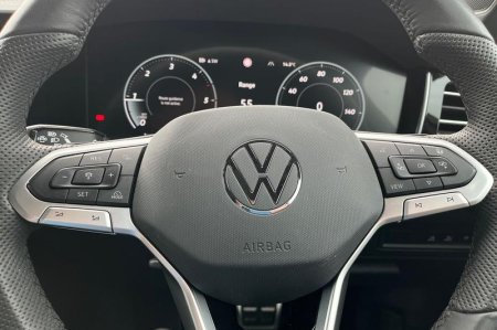 2026 Volkswagen Touareg - photo 12
