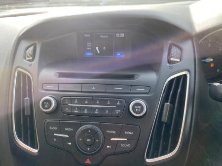 2016 Ford Focus - photo 14