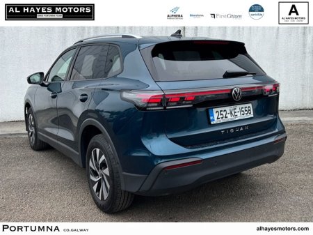 2025 Volkswagen Tiguan - photo 3